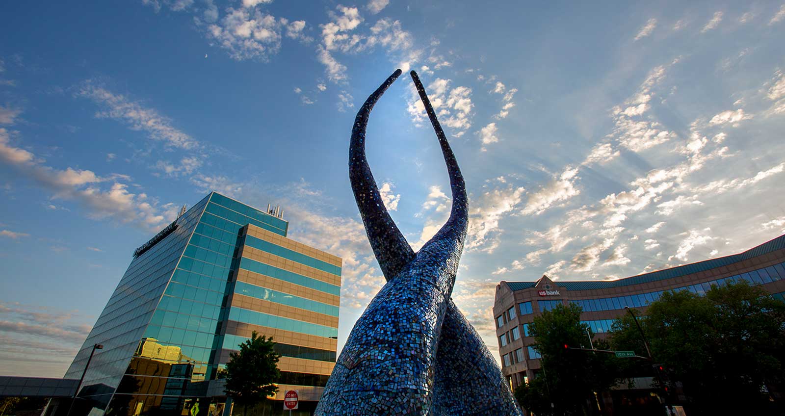 St-Cloud-Sculpture_1600x800m