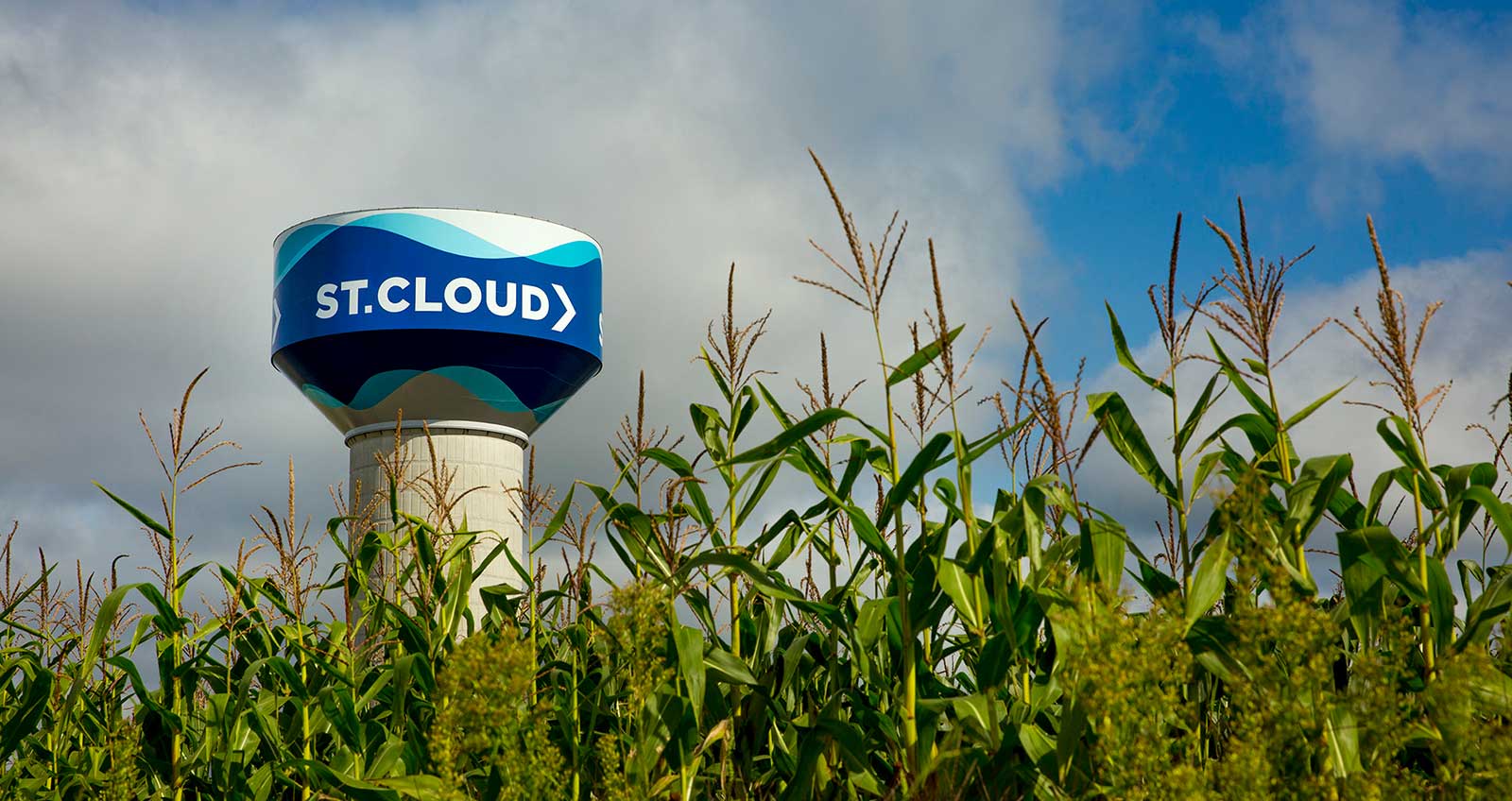 St-Cloud-Watertower_1600x800m